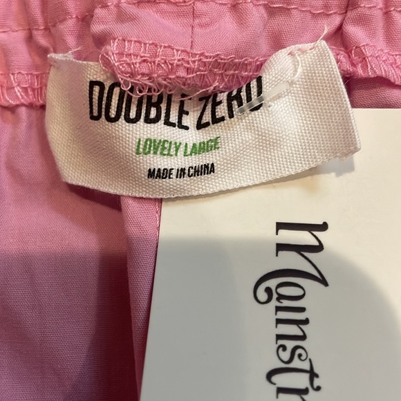 Double zero Pink Women's Shorts size large NWT - Picture 3 of 5